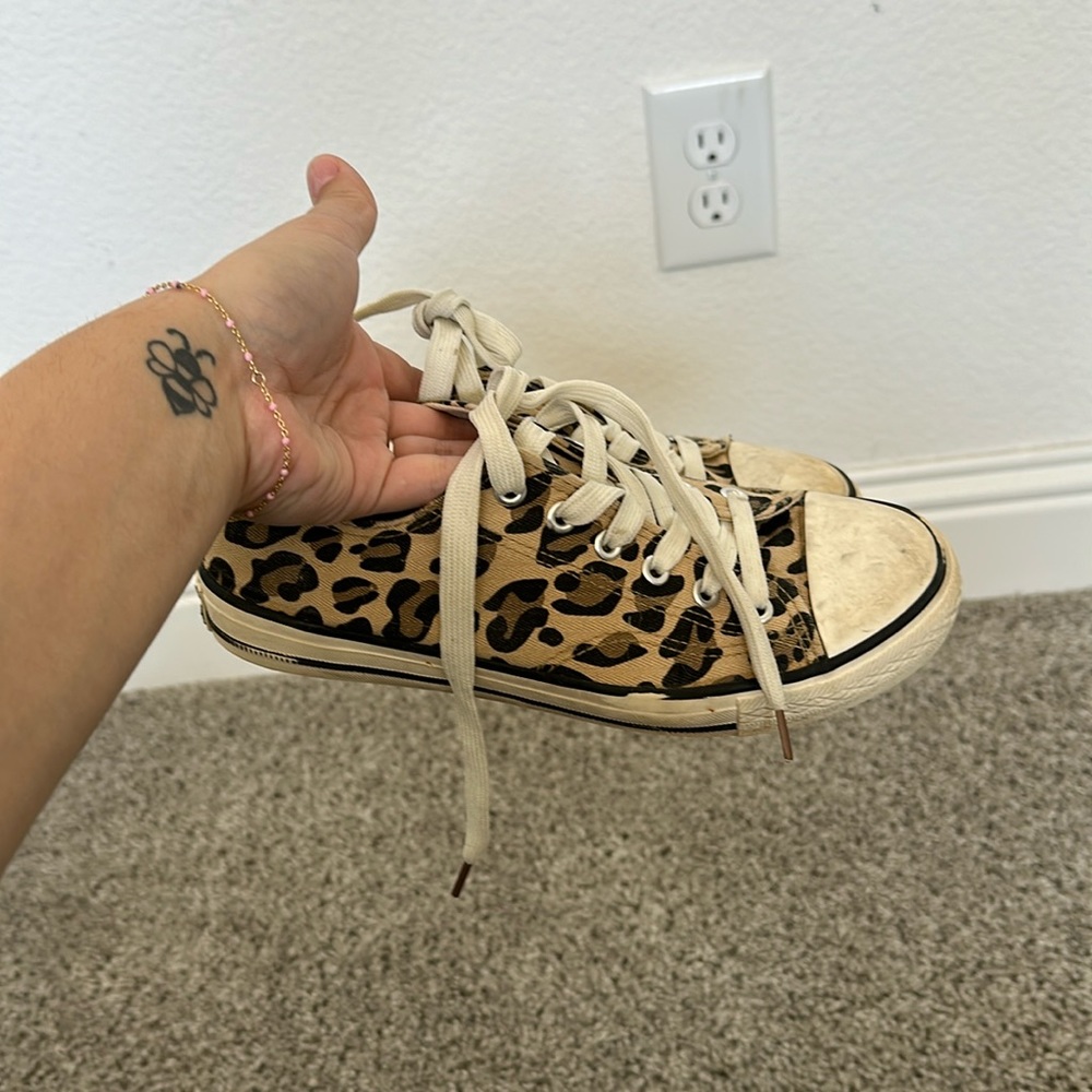 Leopard print converse look a like